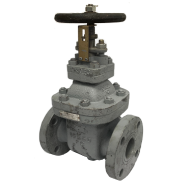 JIS 10K cast iron globe valve, side elevation showing the handwheel and rising stem